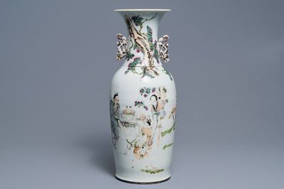 Un vase en porcelaine de Chine qianjiang cai, 19ème