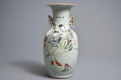 Un vase en porcelaine de Chine qianjiang cai, signé Ma Qingyun, 19/20ème