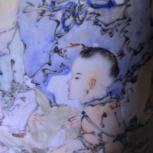 Un vase en porcelaine de Chine qianjiang cai, signé pour Ma Qing Yun, 19/20ème — photo 18