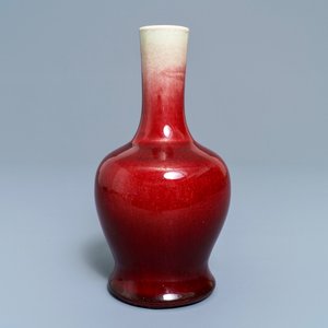 Un vase en porcelaine de Chine rouge langyao, 19ème — photo 3
