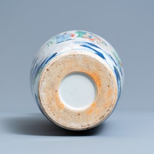 Un vase en porcelaine de Chine wucai à décor figuratif, 19ème — photo 6