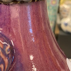 Un vase en porclaine de Chine à émail flambé monté en lampe, Qianlong — photo 19