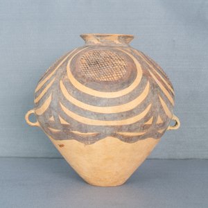 Un vase en poterie, Chine, période Banshan, culture Majiayao, 2600 à 2300 av. J.-C. — photo 8
