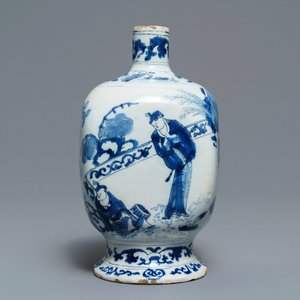 Un vase et un plat en faïence de Delft bleu et blanc à décor de chinoiserie, fin du 17ème — photo 6