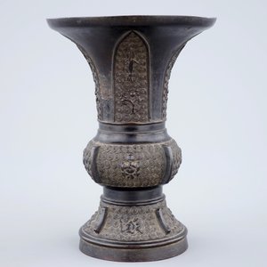 Un vase gu en bronze, Chine, fin de la Dynastie Ming — photo 4