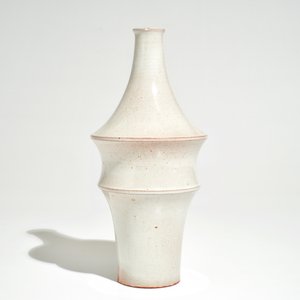 Un vase moderniste aux émaux blancs, Perignem, 2ème moitié du 20ème — photo 4
