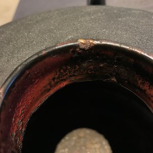 Un vase moderniste de forme cylindrique à décor en relief, Perignem, 2ème moitié du 20ème — photo 13