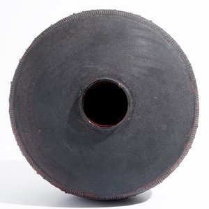 Un vase moderniste de forme cylindrique à décor en relief, Perignem, 2ème moitié du 20ème — photo 6