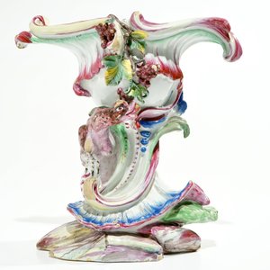 Un vase pot pourri au dragon Rococo en faïence de Sceaux, Jacques Chapelle, 18ème — photo 2
