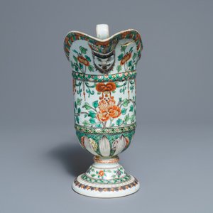 Une aiguière casque en porcelaine de Chine famille verte, Kangxi — photo 5