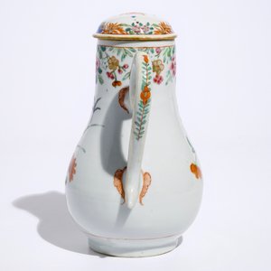 Une aiguière couverte et son bassin en porcelaine de Chine famille rose, Qianlong — photo 5