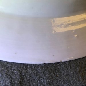 Une assiette armoriée de Bistrate et Poli en porcelaine de Chine pour le marché belge, Qianlong, vers 1736 — photo 7