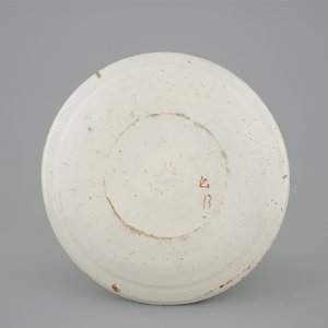 Une assiette en faïence de Delft polychrome aux cailles, 18ème — photo 2