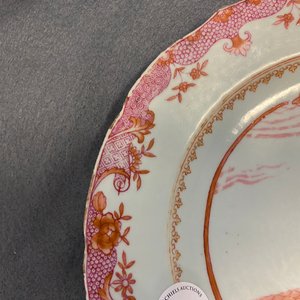 Une assiette en porcelaine de Chine d'exportation pour la 'Nordic Society' datée 1785 et une à inscription 'Dus Leydons Vriendschap', Qianlong — photo 9