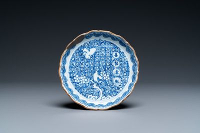 Une assiette en porcelaine de Chine en bleu et blanc de type ko-sometsuke pour le marché japonais, Chongzhen