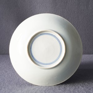 Une assiette en porcelaine de Chine en bleu et blanc, Shunzhi — photo 4