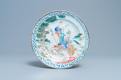 Une assiette en porcelaine de Chine famille rose à décor de 'La Terre des Quatre éléments', Qianlong