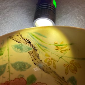Une assiette en porcelaine de Chine famille rose, Yongzheng — photo 5