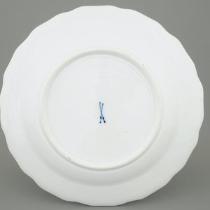 Une assiette en porcelaine de Meissen au "Lion Coréen", vers 1740 — photo 2