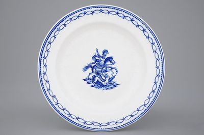 Une assiette en porcelaine de Tournai au décor de St.-Georges et le dragon, fin du 18ème