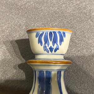 Une base de narguilé en porcelaine de Chine en bleu et blanc, Kangxi — photo 14