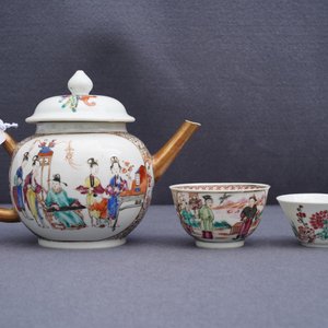 Une belle collection en porcelaine de Chine bleu et blanc et famille rose, Kangxi/Qianlong — photo 52
