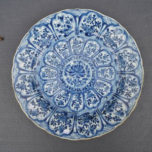 Une belle collection en porcelaine de Chine bleu et blanc et famille rose, Kangxi/Qianlong — photo 58