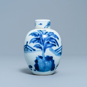 Une boîte à thé couverte en porcelaine de Chine en bleu et blanc, Kangxi — photo 3