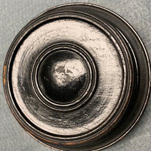 Une boîte à thé, deux assiettes, six tasses et deux soucoupes en porcelaine de Chine, Kangxi/Yongzheng — photo 30