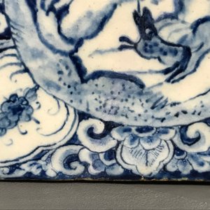 Une boîte à thé en faïence de Delft bleu et blanc à décor érotique, 18ème — photo 7