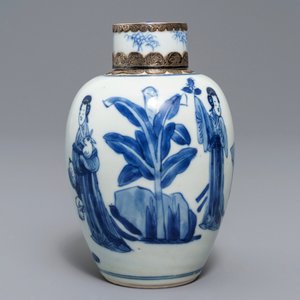 Une boîte à thé en porcelaine de Chine bleu et blanc à monture en argent, Kangxi — photo 4