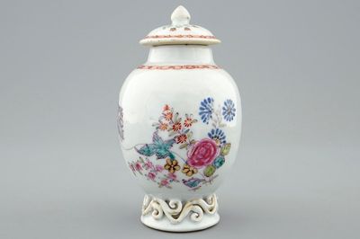 Une boîte à thé en porcelaine de Chine famille rose pour l'export, Qianlong, 18ème