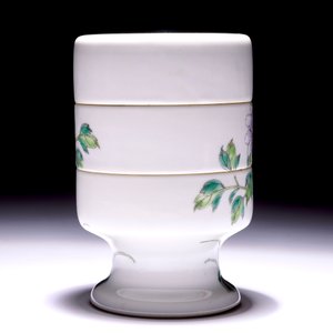 Une boîte couverte de trois pièces en porcelaine de Chine famille rose, marque et époque de Guangxu — photo 3