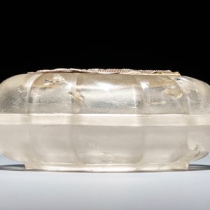 Une boîte couverte en cristal de roche incrusté d'une plaque en argent, Chine, 17/18ème — photo 5