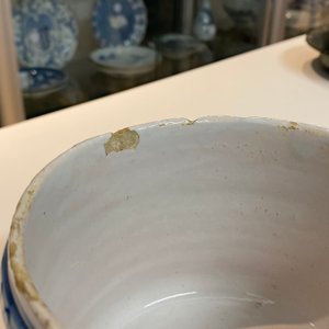 Une boîte couverte en faïence de Delft en bleu et blanc, 1ère moitié du 18ème — photo 14
