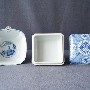 Une boîte couverte et un bol en porcelaine de Chine bleu et blanc, marque de Chenghua, Kangxi — photo 12