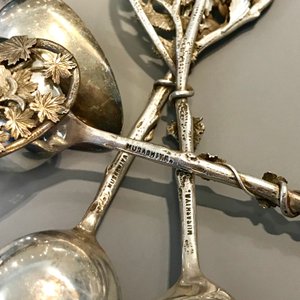 Une boîte de 12 cuillères en argent, marque de Musashiya, Meiji, 19/20ème — photo 11