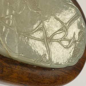 Une boîte en bois au couvercle à plaque en jade figurant une caille, Chine, 18/19ème — photo 12