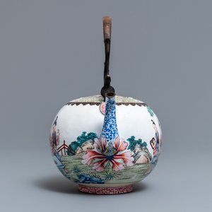 Une bouilloire en émaux de Canton, Chine, Yongzheng — photo 2