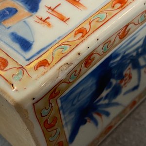 Une bouteille en porcelaine de Chine verte-Imari, Kangxi — photo 12