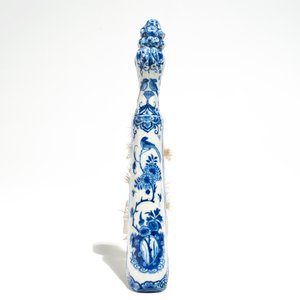 Une brosse en faïence de Delft bleu et blanc, 1ère moitié du 18ème — photo 2