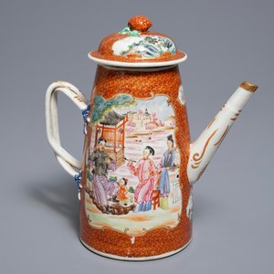 Une cafetière couverte en porcelaine de Chine famille rose à décor mandarin, Qianlong — photo 7