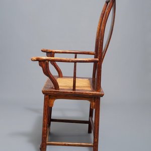 Une chaise en bois d'orme du type ""official's hat", Chine, 19ème — photo 5
