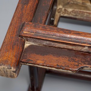 Une chaise en bois sculpté, Chine, 19/20ème — photo 9