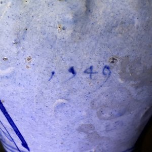Une chevrette en majolique d'Anvers en bleu et blanc, datée 1549 — photo 24