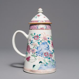 Une chocolatière couverte en porcelaine de Chine famille rose, Yongzheng — photo 4