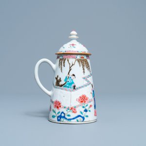 Une chocolatière en porcelaine de Chine famille rose à décor de 'La romance de la chambre de l'ouest', Yongzheng — photo 4