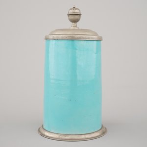 Une chope à bière en faience monochrome turquoise, 18ème, Bunzlau (?) — photo 5