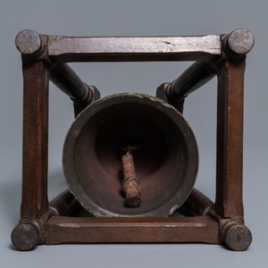 Une cloche en bronze à inscription: 'Fondée à Bruges par F. Brondel', 19ème — photo 6