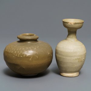 Une collection de 11 pièces en grès porcelaineux, Chine et Asie du Sud-Est, Song et après — photo 7